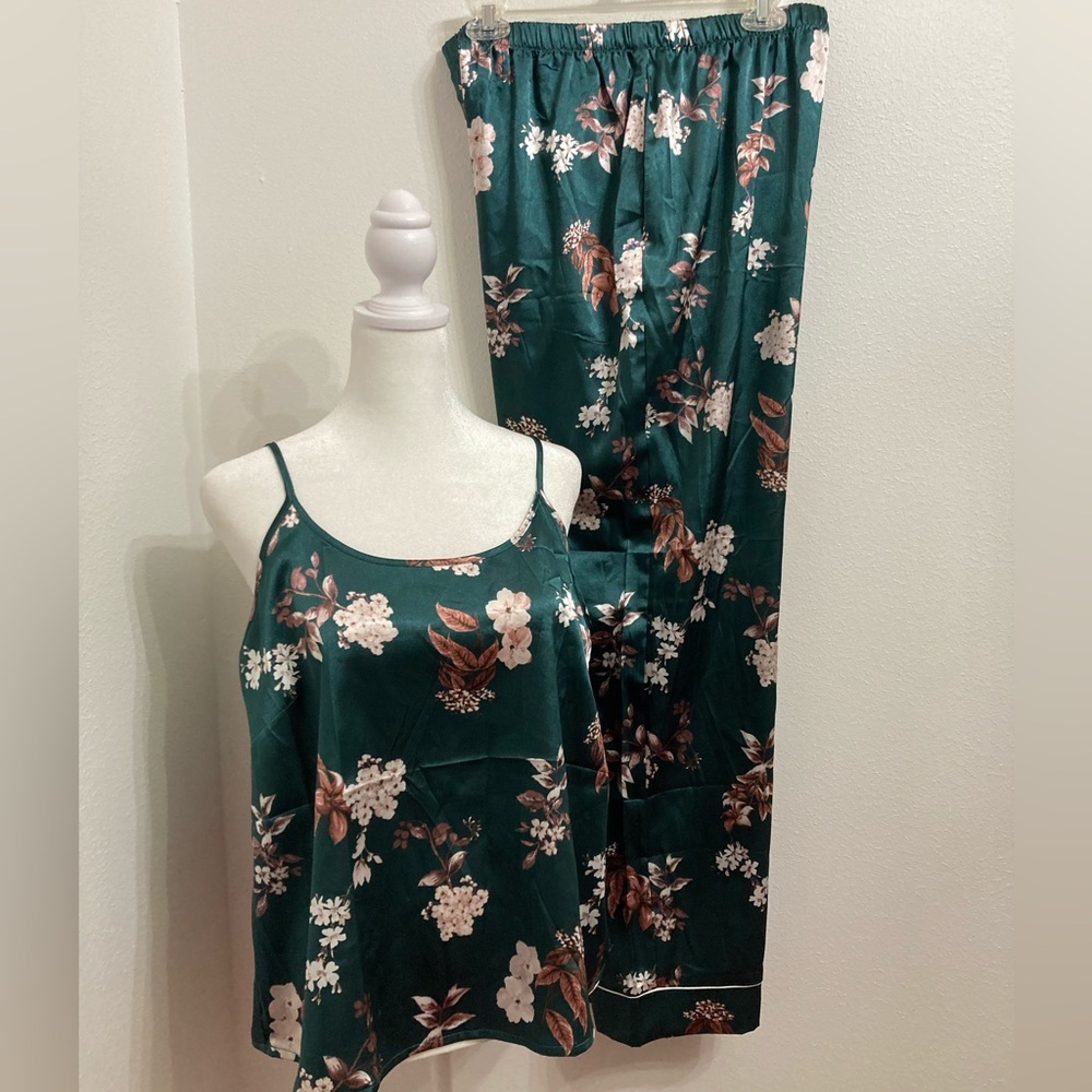 EC Ekouaer Shade of Green & White Floral Intimates Size Large - Picture 6 of 13